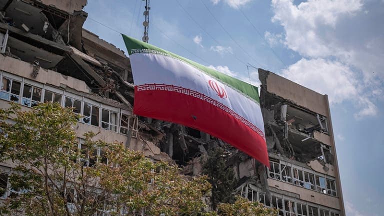 Houthis Strike Saudi Arabia as Iran-Gulf Talks Face Delay