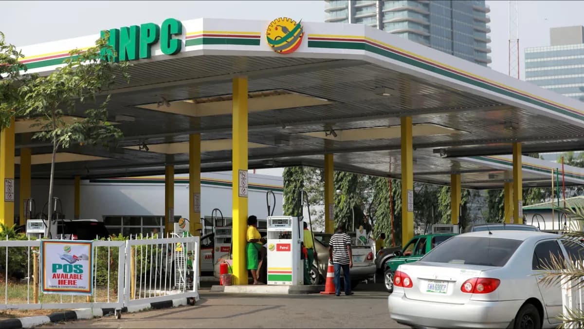 NNPC Increases Petrol Price to Over N800 as Shortages Persist