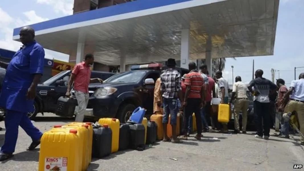 Niger Republic’s Fuel Crisis Escalates as 400+ Border Stations Stay Shut