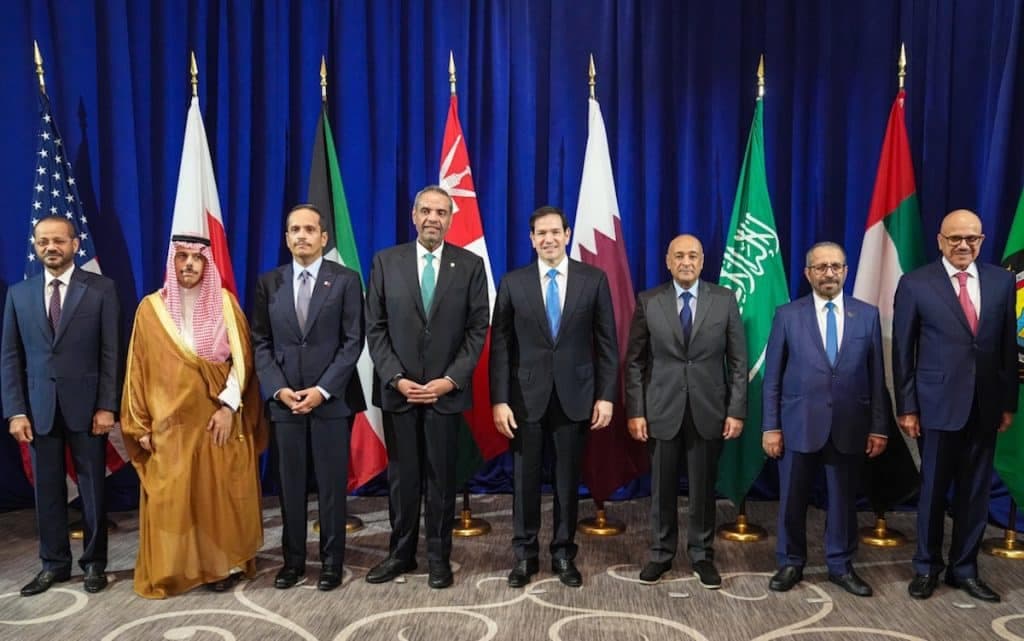 Iran, Gulf States Set Monday for Talks on Strait of Hormuz