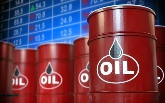 Oil Prices Slide 4% as Fears of Imminent Iran Strike Ease