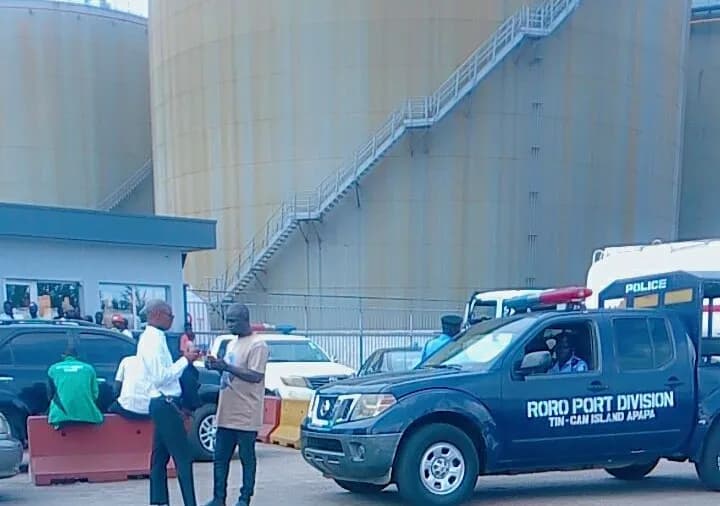 Gridlock at MRS Depot Due to PMS Spillage During Discharge