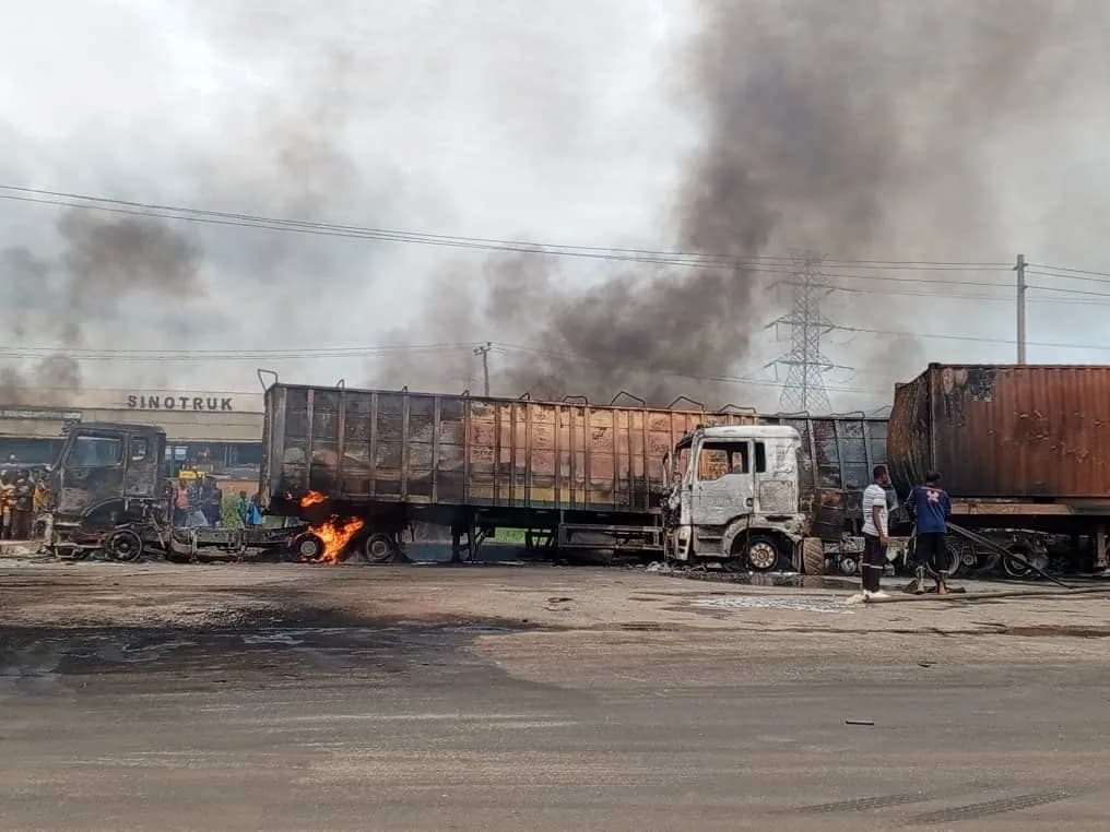 Petrol Tanker Catches Fire Near NASFAT on Lagos-Ibadan Rd