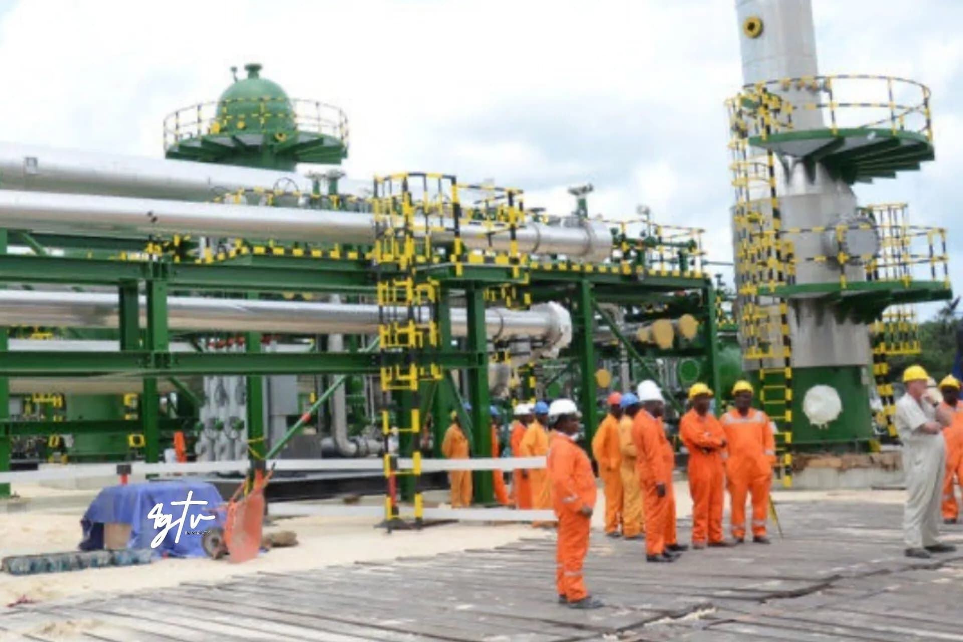 Host Communities Threaten Oil Shutdown Over Contracts