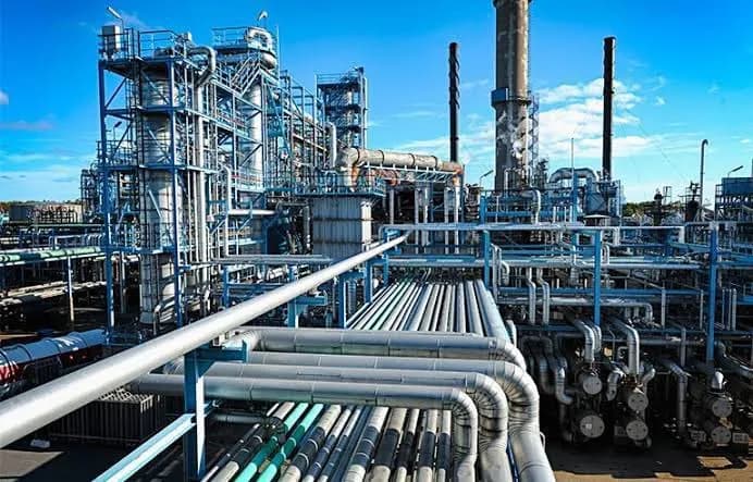 Oil Marketers Push for Direct Petrol Purchase from Dangote Refinery