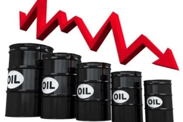 Oil Prices Fall as Iran-US Talks Progress