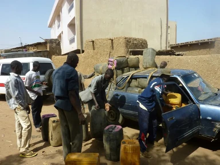Nigeria’s Petrol 43% Cheaper, Cross-Border Smuggling Soars