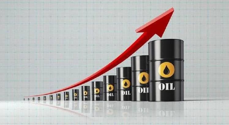 Oil Prices Jump 2% as Strait of Hormuz Tanker Attack Revives Supply Fears