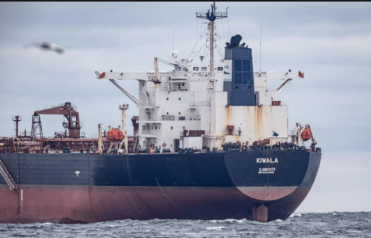 Dangote Refinery Ships 288,000 MT of Petrol to West African Countries in 7 Days