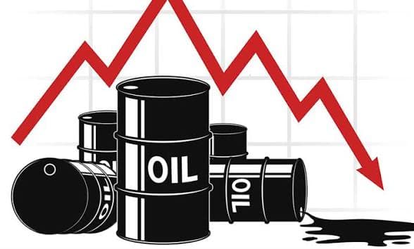 Oil Prices Crash 5% as Markets Bet on US-Iran Deal Despite Hormuz Threats