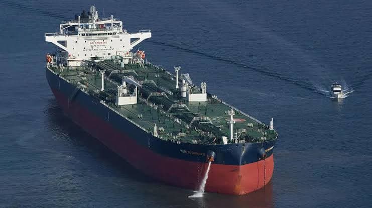 Tanker Costs Cut U.S. Crude Shipments to Asia by Half