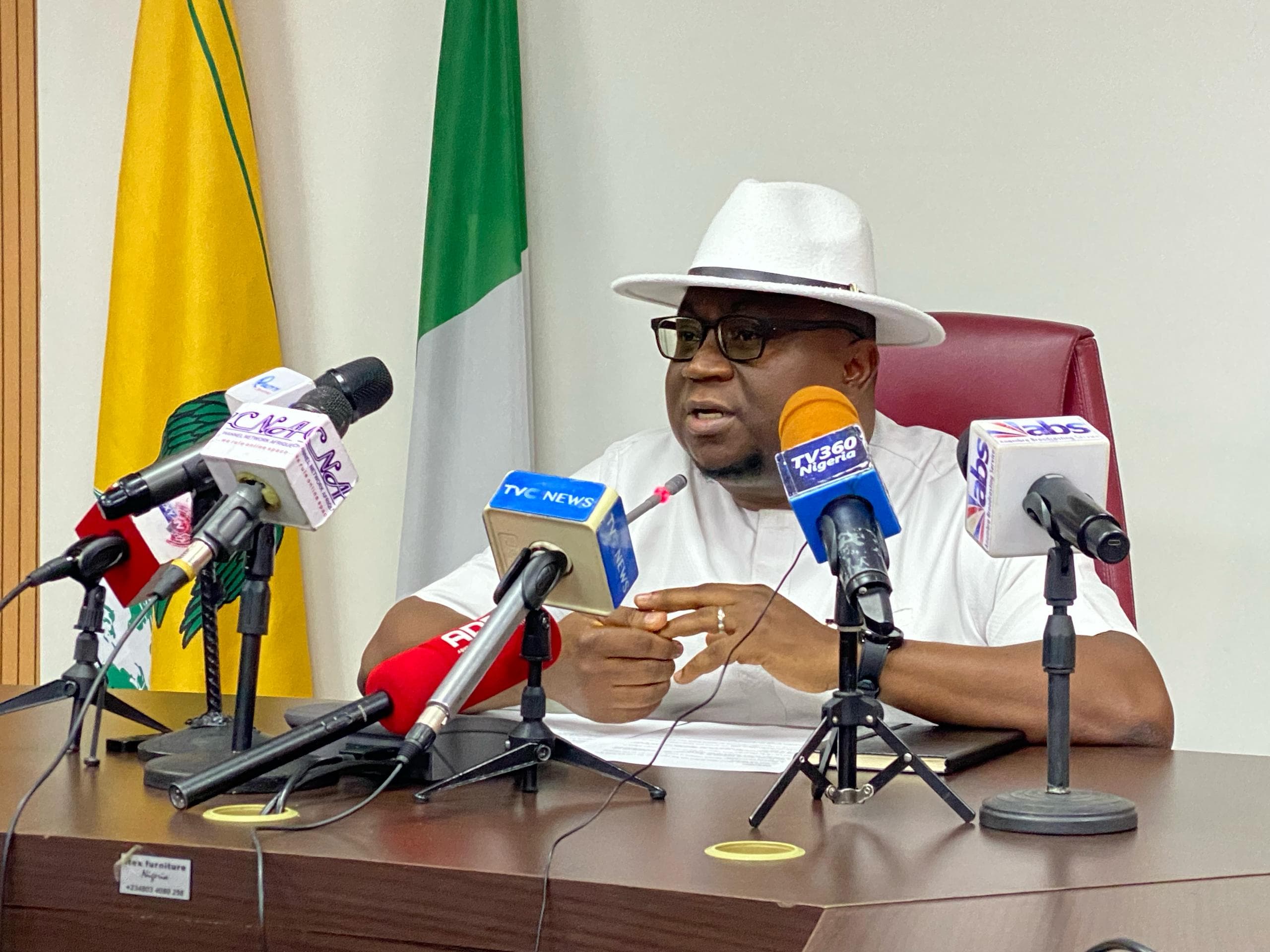 FG Warns Red Sea Crisis Could Drive Up Oil Costs, Disrupt Global Shipping
