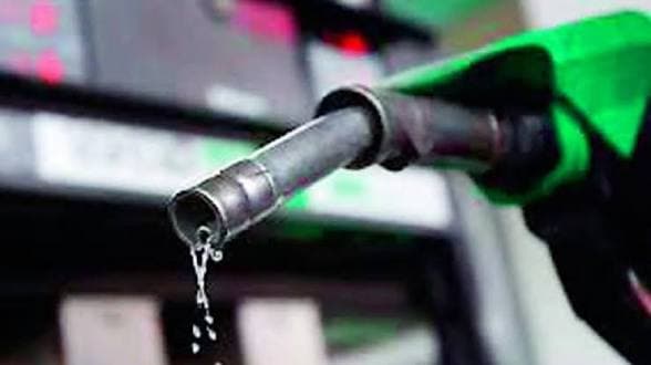 Petrol Landing Cost Hits ₦1,218/litre, Surpasses Dangote Gantry Price by 5%