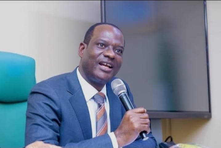 Oyedele: Petrol Subsidy Return Could Push Naira to N4,000/$