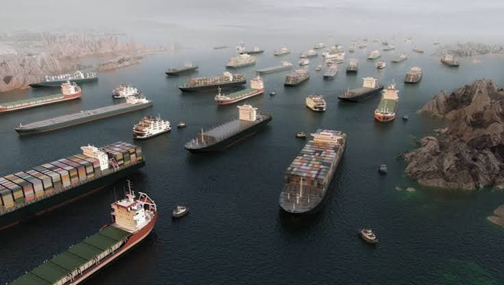 Strait of Hormuz Tanker Traffic Drops to Five-Week Low as Security Risks Mount