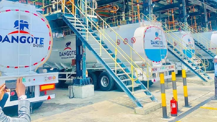 Dangote Loading Suspension Pushes Depot Petrol to ₦1,200/Litre Benchmark